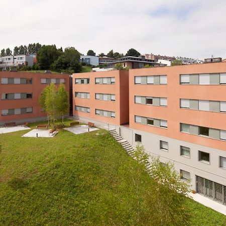 Residencia Universitaria Resa Manuel Agud Querol سان سيباستيان المظهر الخارجي الصورة