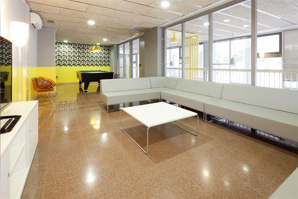Residencia Universitaria Resa Manuel Agud Querol سان سيباستيان المظهر الخارجي الصورة